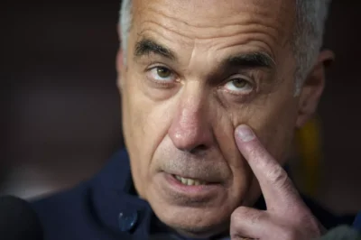 EXCLUSIV: Călin Georgescu și “Planul Tăcut” care ar putea arunca România într-un conflict diplomatic cu Ucraina. Nimeni nu a văzut asta venind. O serie de documente interne sugerează că, odată ajuns președinte, Georgescu ar putea redefini granițele influenței României în Est. Ucraina e deja cu ochii pe București. Cât mai e până la o criză deschisă?
