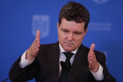 Nicușor Dan a semnat: Românii vor avea interzis la artificii și petarde de Revelion